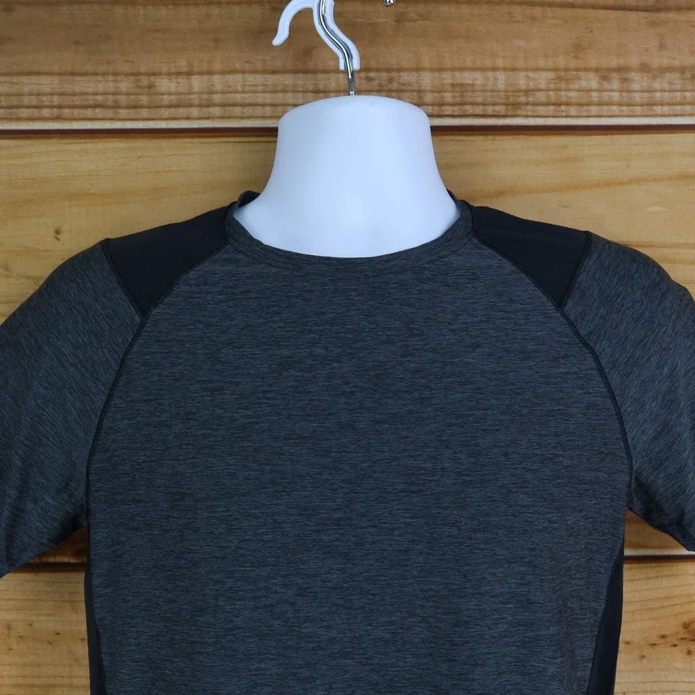 Under Armour Heatgear Athletic‎ Fitted Short Sleeve Shirt Mens S Gray Heathered